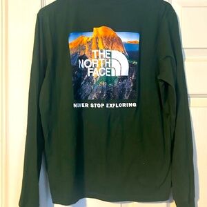 Women’s long sleeve North Face T-shirt size medium worn once